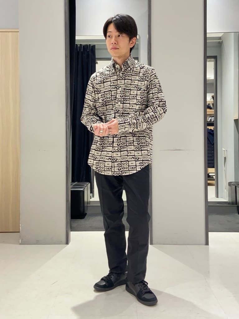 わいずみさんの「TAKEO KIKUCHI｜【オフィスカジュアル対応】ドレス チノパンツ」を使ったコーディネート