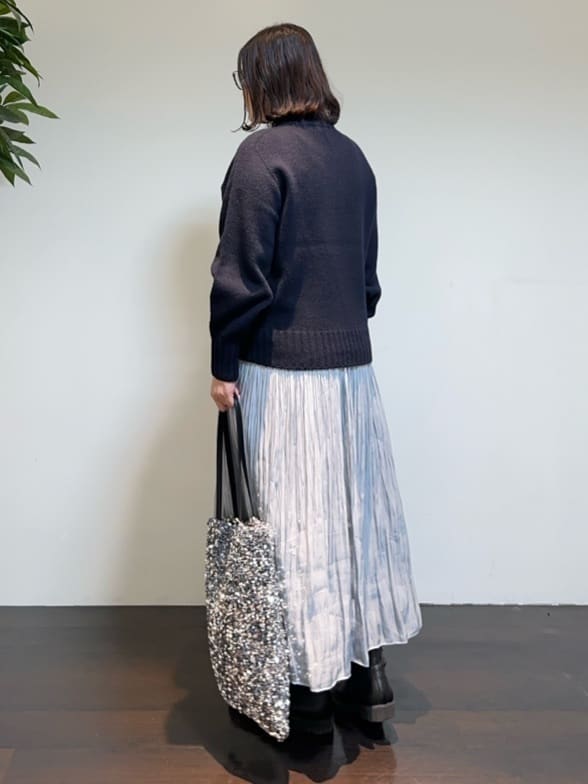 Asamiさんの「UNTITLED｜トリプルワントップペンダント」を使ったコーディネート