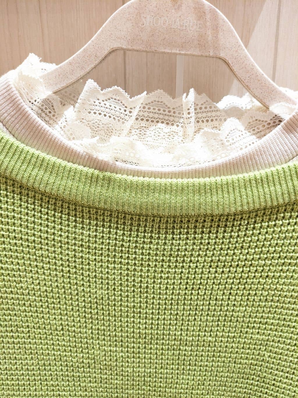 S☆mama さんの「SHOO･LA･RUE｜◆【洗える/S-LL】ワッフル編みが魅力な ドロップショルダーニット」を使ったコーディネート