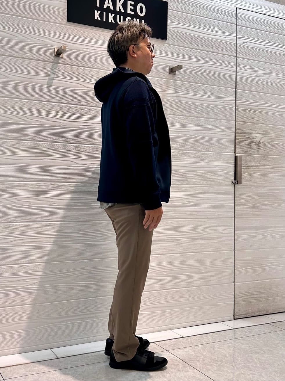 すーさんの「TAKEO KIKUCHI｜【抗菌防臭/シーズンレス】シアサッカー ジャージシャツ」を使ったコーディネート