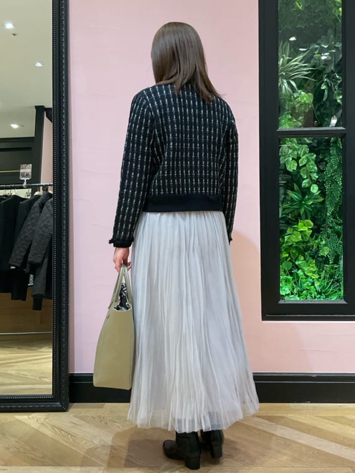 maruさんの「DRESSTERIOR｜◆スクエアシュリンクレザー トートバッグ」を使ったコーディネート