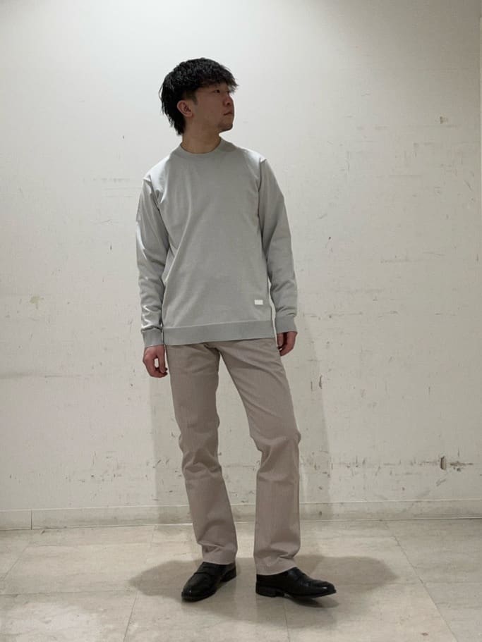 コウノ モトヤさんの「TAKEO KIKUCHI｜【全7サイズ&times;8色展開！】トップマルチヘリンボン パンツ」を使ったコーディネート