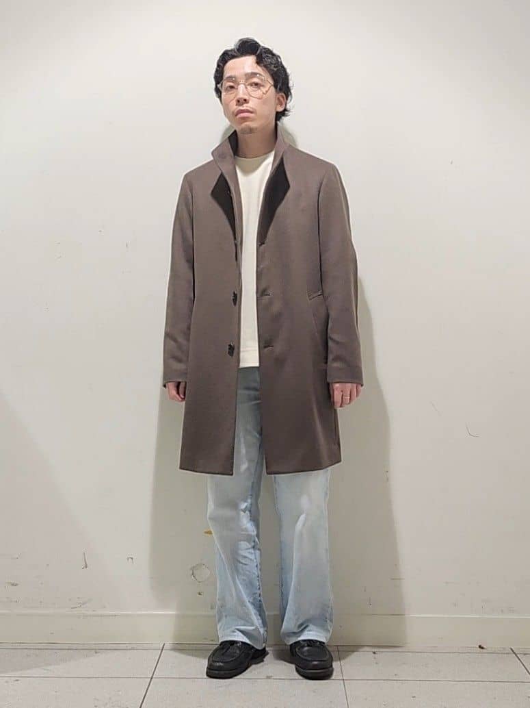Maedaさんの「TAKEO KIKUCHI｜【ウールカシミヤブレンド】ビーバー調 スタンドカラー コート」を使ったコーディネート