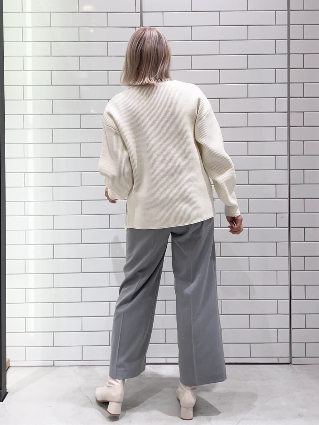 いとうちゃんさんの「OPAQUE.CLIP｜◆パール調ボタン付ニット【洗濯機洗い可／抗ピル】」を使ったコーディネート
