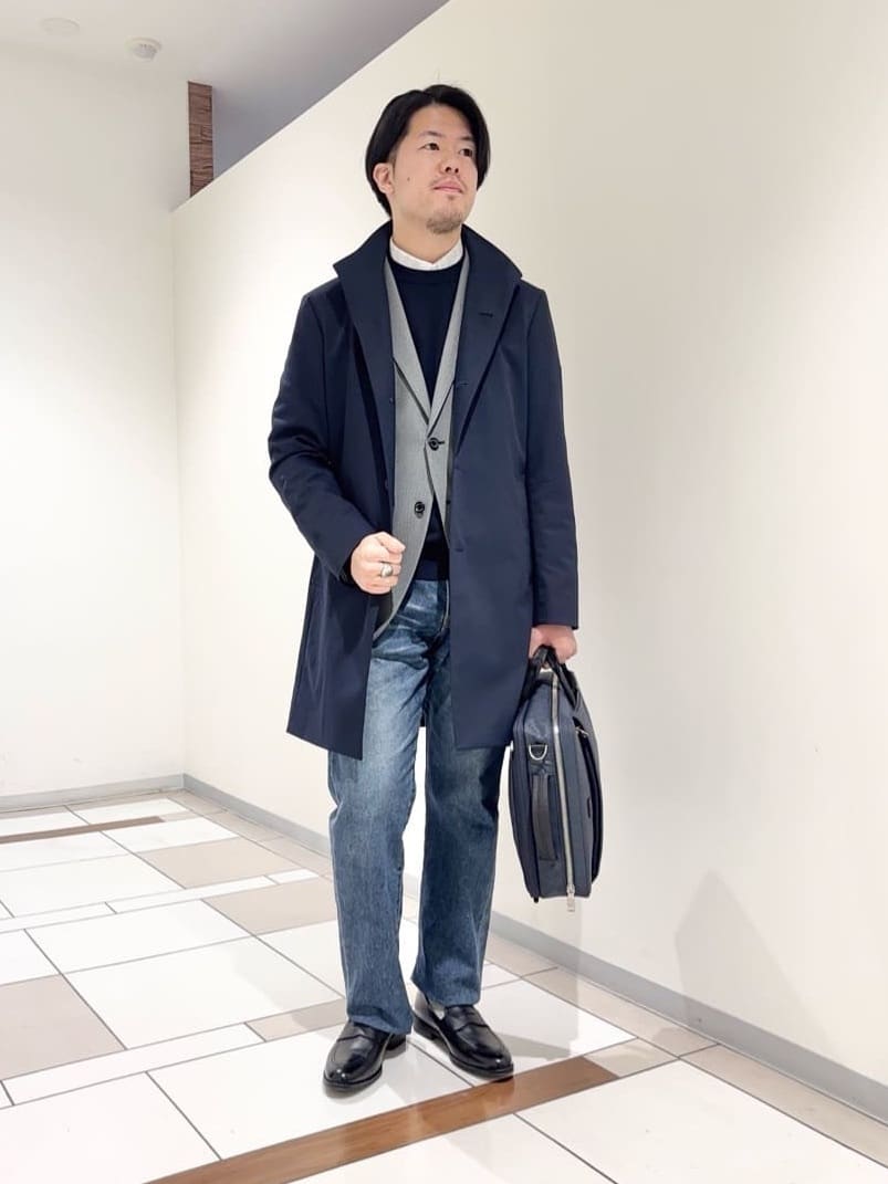 及川さんの「TAKEO KIKUCHI｜【モンスターストレッチ】日本製 ウォッシュド デニムパンツ」を使ったコーディネート