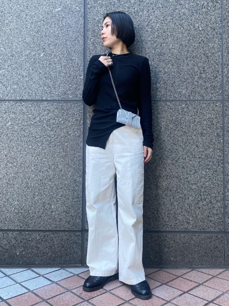 Uさんの「HIROKO HAYASHI｜【限定商品】GIRASOLE（ジラソーレ）チェーン付マルチ財布」を使ったコーディネート