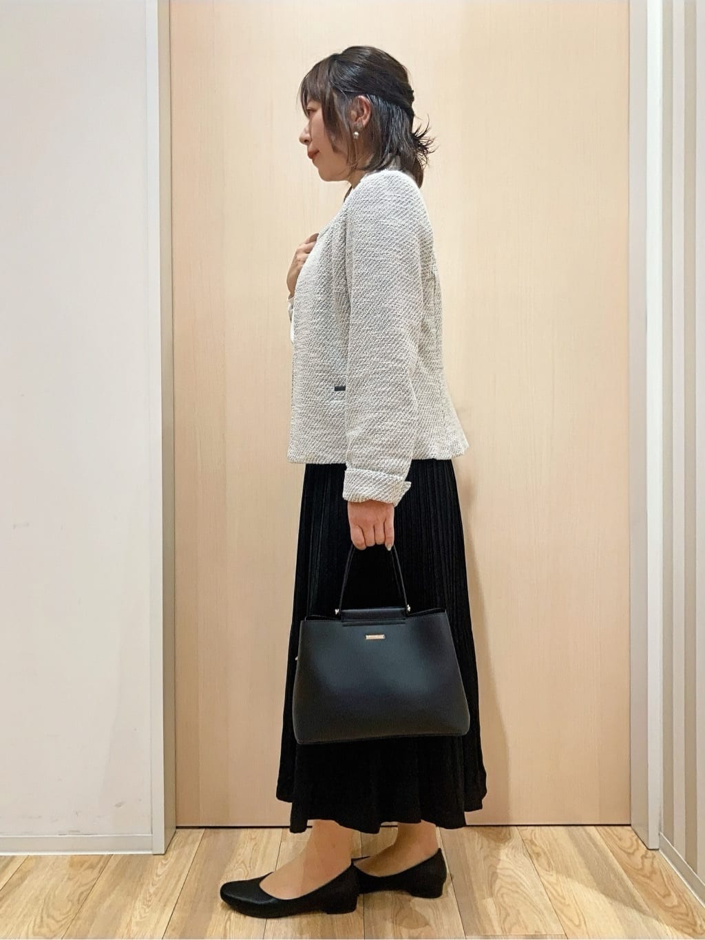 yocchiさんの「SHOO･LA･RUE｜◆【S-3L】セレモニーからデイリーにも 軽くて柔らかくて着心地の良い カットツイードジャケット」を使ったコーディネート