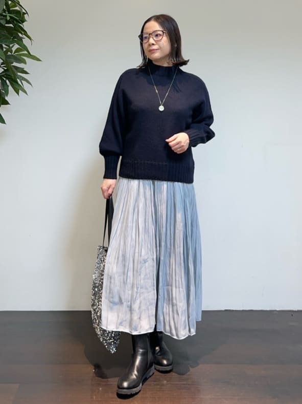 Asamiさんの「UNTITLED｜トリプルワントップペンダント」を使ったコーディネート
