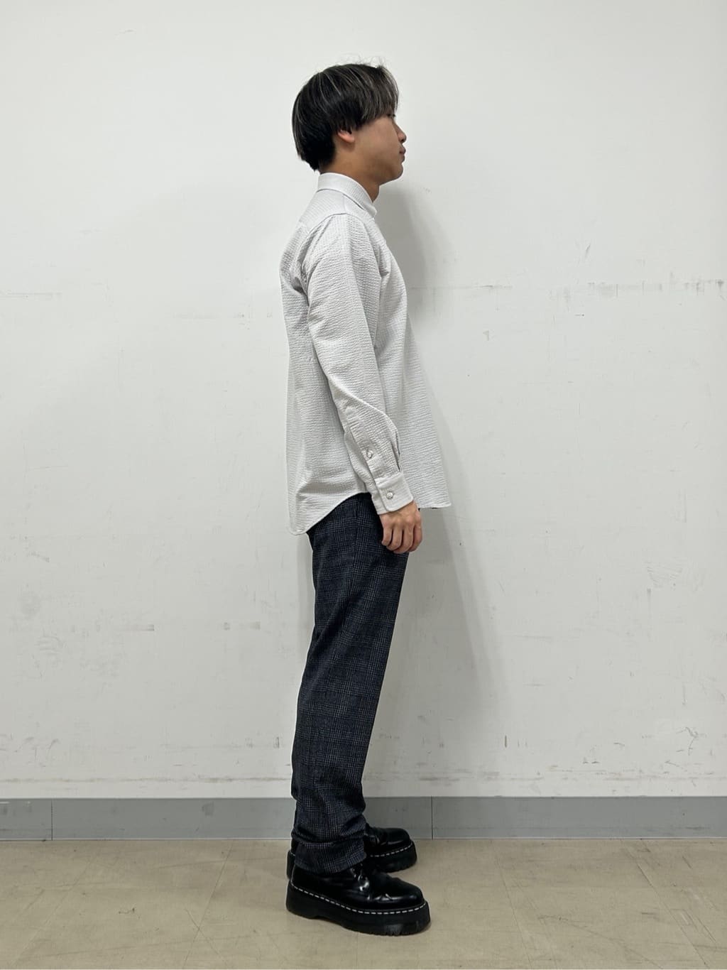 Hiroさんの「TAKEO KIKUCHI｜【抗菌防臭/シーズンレス】シアサッカー ジャージシャツ」を使ったコーディネート