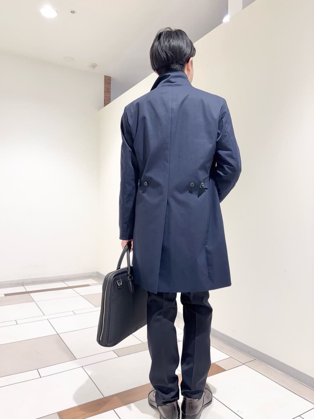 及川さんの「TAKEO KIKUCHI｜【冠婚葬祭】無地 サージスーツ/3ピース対応可」を使ったコーディネート