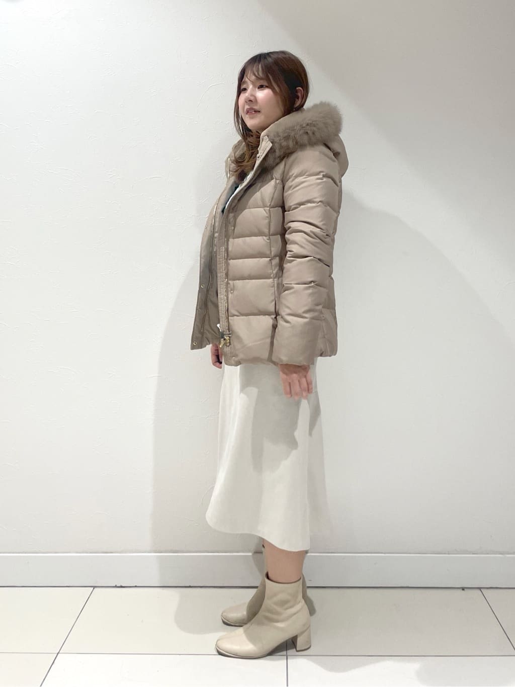 YUUKIさんの「INDIVI｜【名品／撥水／抗菌防臭】ショート リサイクルダウンコート」を使ったコーディネート