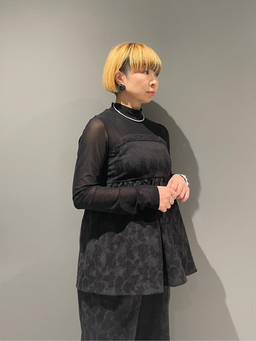 KOUさんの「INDIVI｜」を使ったコーディネート