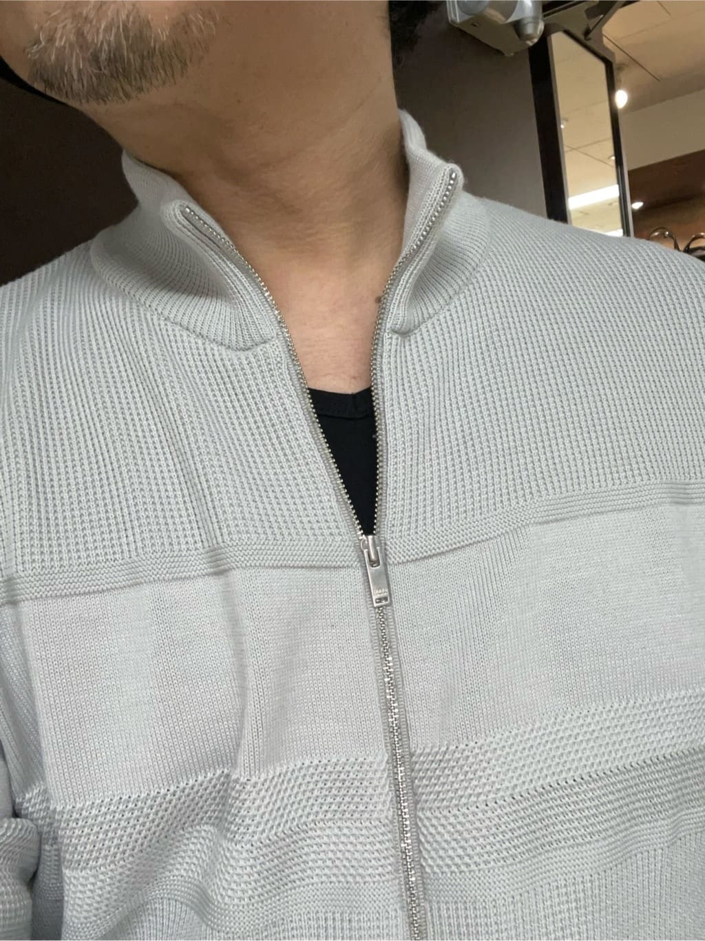 MAKOTO AIさんの「TAKEO KIKUCHI｜【DOWN FABRIC】ダウンファブリック スタンドカラーブルゾン」を使ったコーディネート