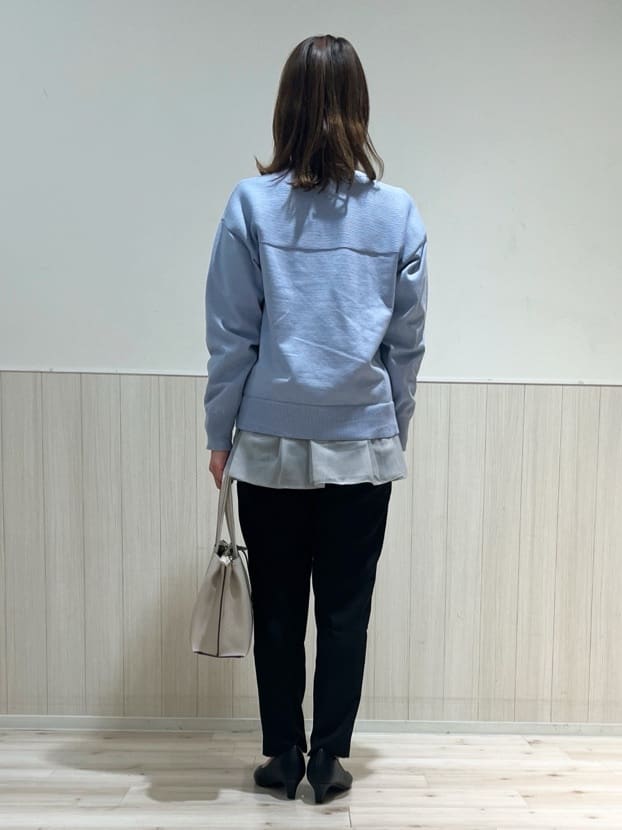 maasaさんの「SHOO･LA･RUE｜◆【S-LL/洗える】顔回りすっきりガーター編み切り替えニット」を使ったコーディネート