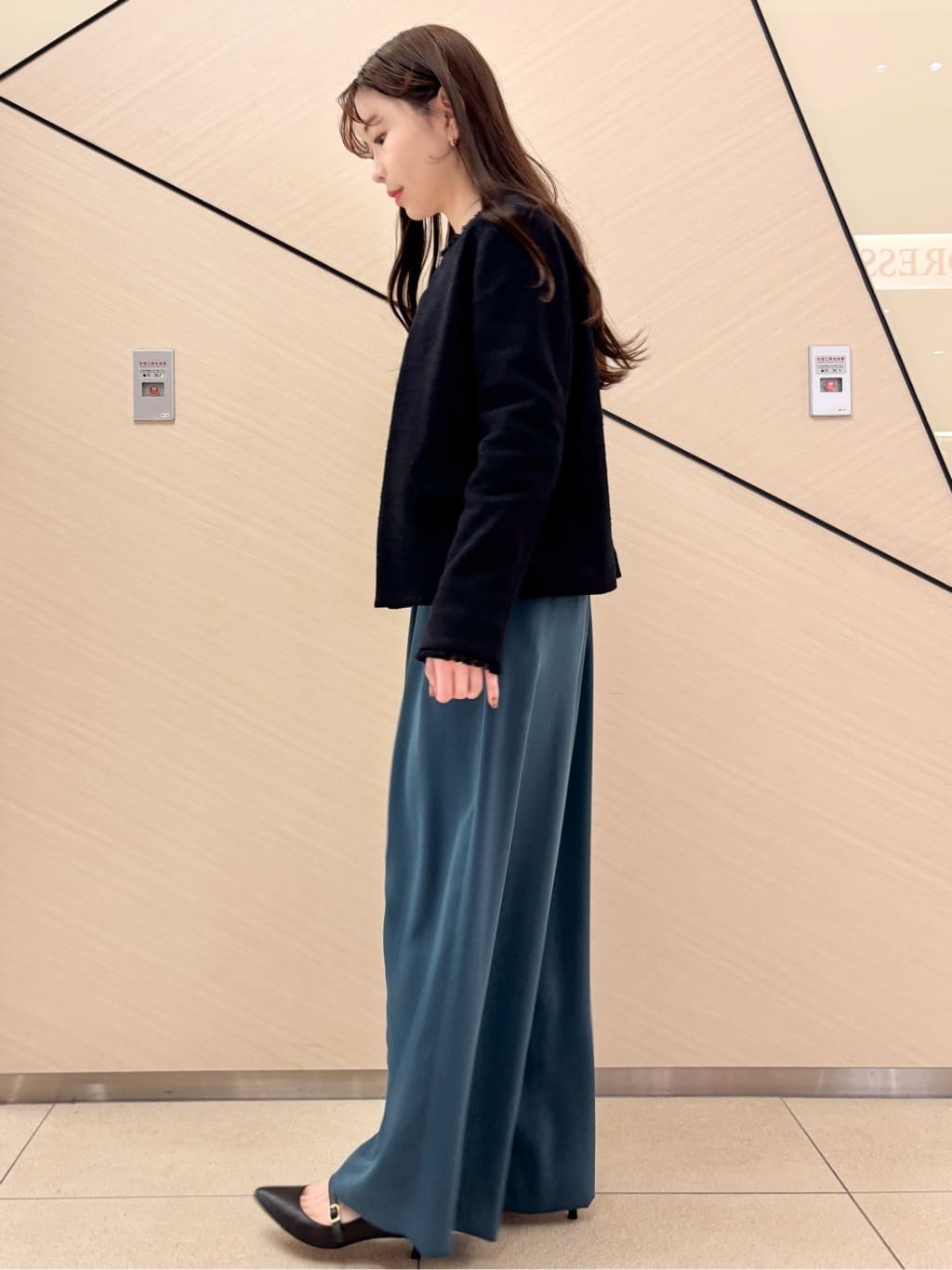 清水夏姫さんの「DRESSTERIOR｜【セレモニー】オケージョンツイードジャケット」を使ったコーディネート