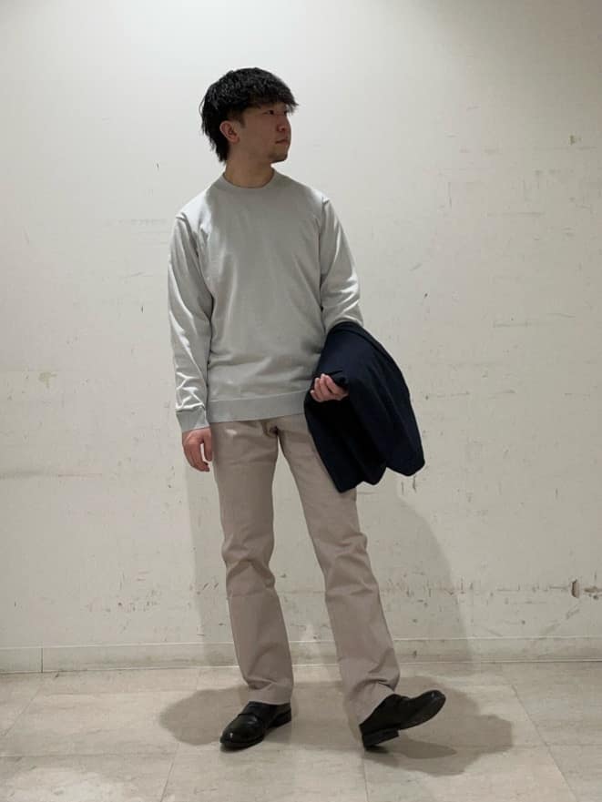 コウノ モトヤさんの「TAKEO KIKUCHI｜【全7サイズ&times;8色展開！】トップマルチヘリンボン パンツ」を使ったコーディネート