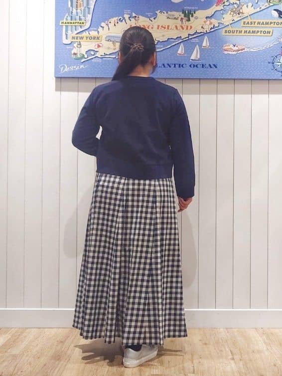 Haraさんの「Dessin｜◆【洗える】メタルボタンクルーネックカーディガン（S～L）」を使ったコーディネート