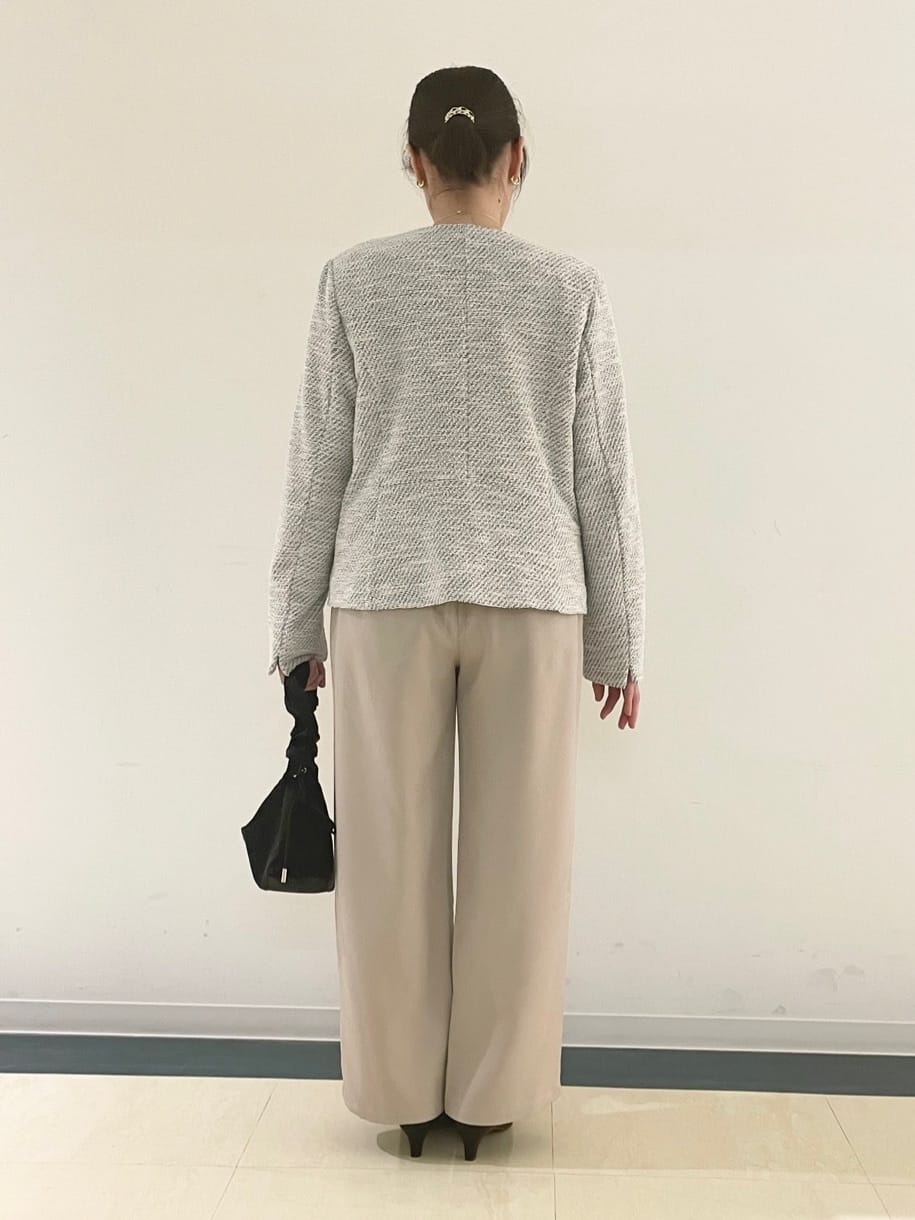 あんづさんの「SHOO･LA･RUE｜◆【S-3L】セレモニーからデイリーにも 軽くて柔らかくて着心地の良い カットツイードジャケット」を使ったコーディネート