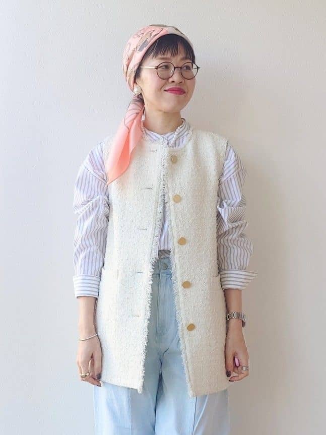 MUTSUKOさんの「UNTITLED｜【手洗い／88cm正方形】バイカラーハーネススカーフ」を使ったコーディネート