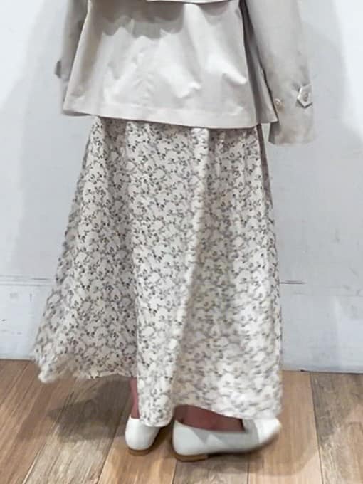 山さんさんの「grove｜メタルパーツローファーパンプス【晴雨兼用】」を使ったコーディネート