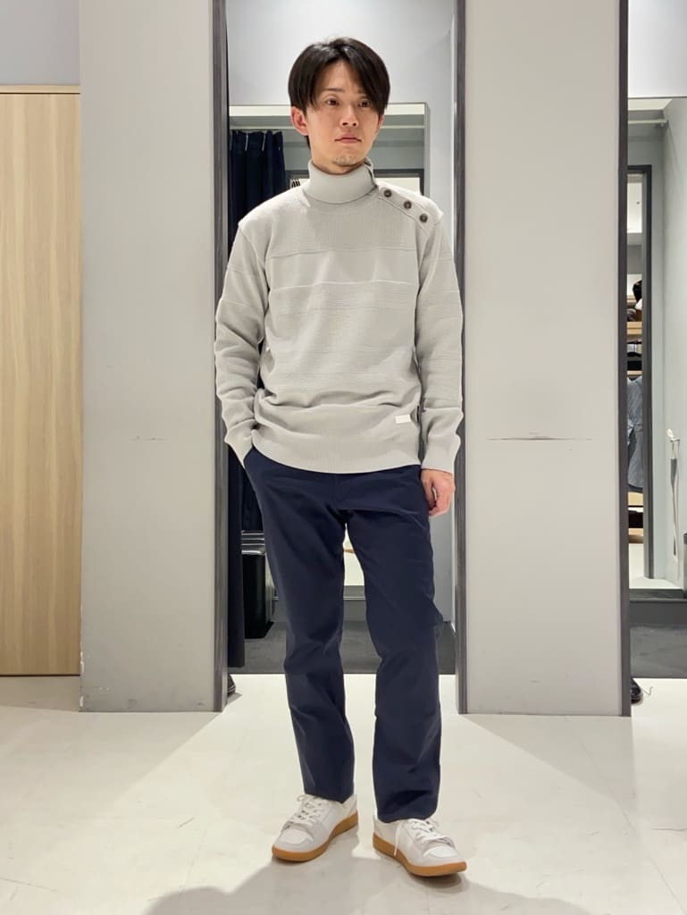 わいずみさんの「TAKEO KIKUCHI｜【全7サイズ&times;8色展開！】トップマルチヘリンボン パンツ」を使ったコーディネート