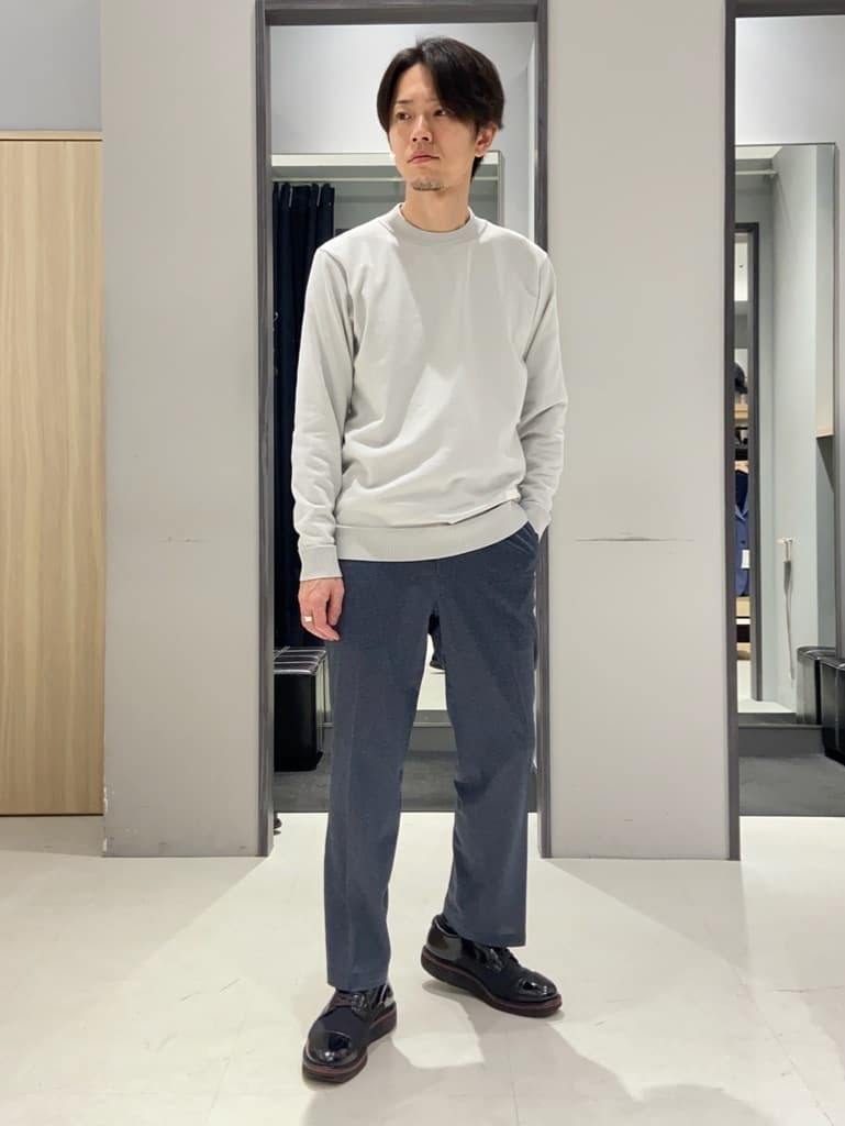 わいずみさんの「TAKEO KIKUCHI｜【多機能・軽量】シャドーライン リュック」を使ったコーディネート