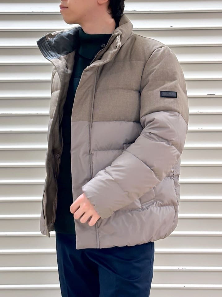 イッシーさんの「TAKEO KIKUCHI｜【オフィスカジュアル対応】ドレス チノパンツ」を使ったコーディネート