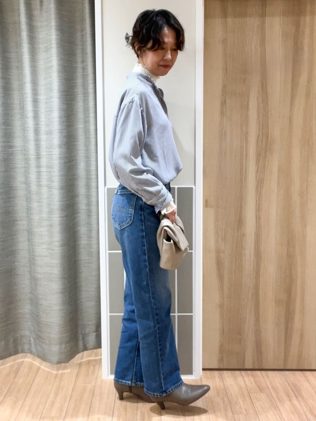 ヨッコさんの「grove｜【Lee&times;grove別注】STRAIGHT DENIM PANTS」を使ったコーディネート