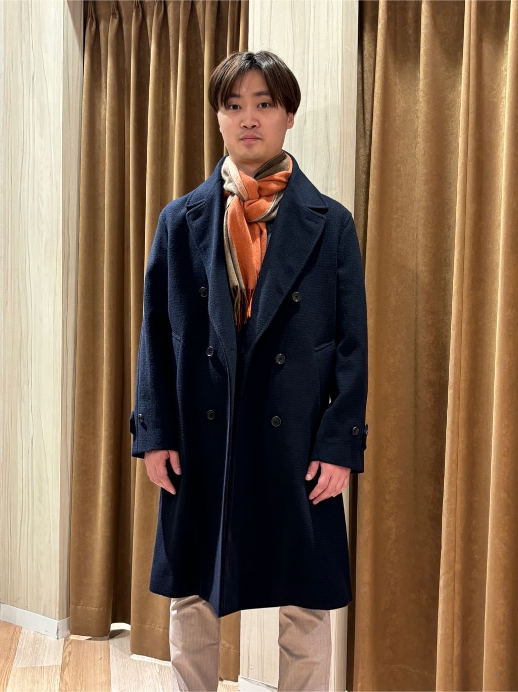 圭哉さんの「TAKEO KIKUCHI｜【Made in JAPAN】播州織 ヘリンボン ストレート パンツ」を使ったコーディネート