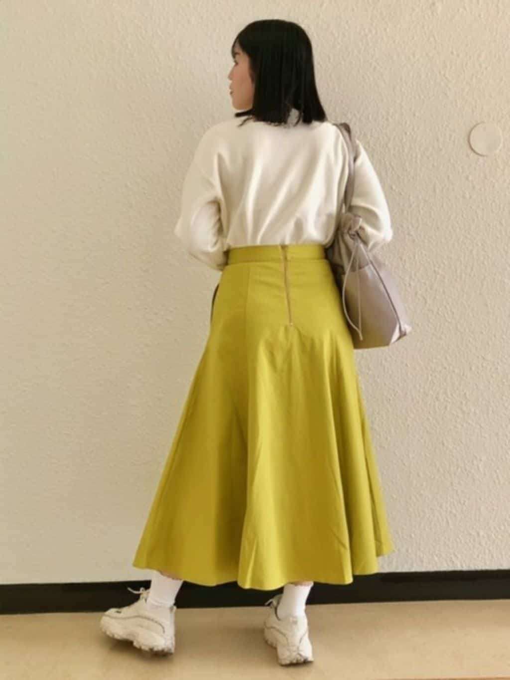 Tsuruさんの「SHOO･LA･RUE｜◆シャイニー巾着トートバッグ」を使ったコーディネート