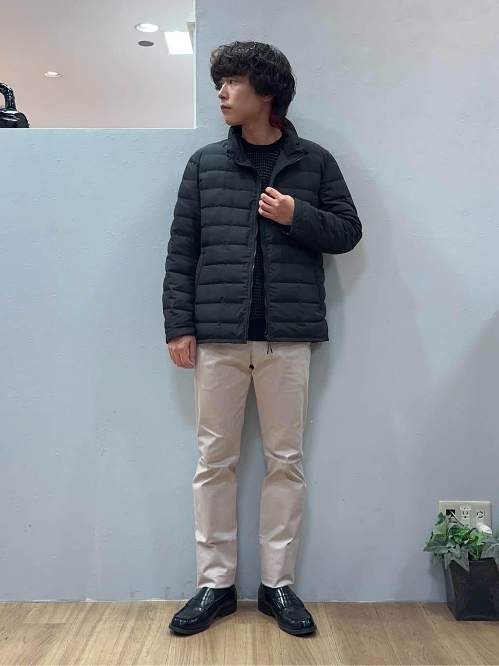 Uさんの「TAKEO KIKUCHI｜【全7サイズ&times;8色展開！】トップマルチヘリンボン パンツ」を使ったコーディネート