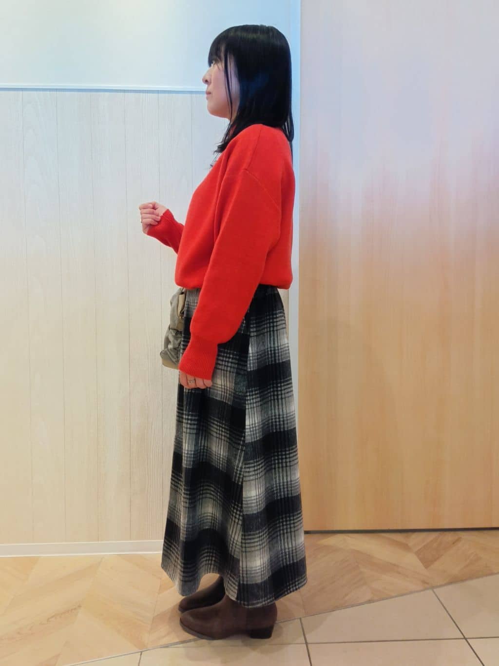yuriさんの「SHOO･LA･RUE｜◆【洗える/ちくちくしにくい/静電気軽減】スウェットライク ハイネックニット」を使ったコーディネート