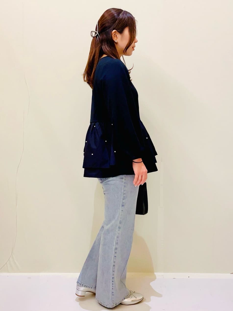 ayumiさんの「OPAQUE.CLIP｜《丈が選べる》ストレートデニムパンツ【洗濯機洗い可】」を使ったコーディネート