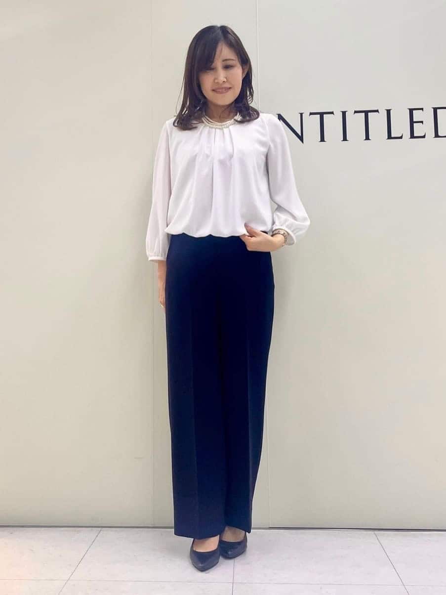Sakaiさんの「UNTITLED｜◆【通勤スーツ】タックテーパードパンツ」を使ったコーディネート