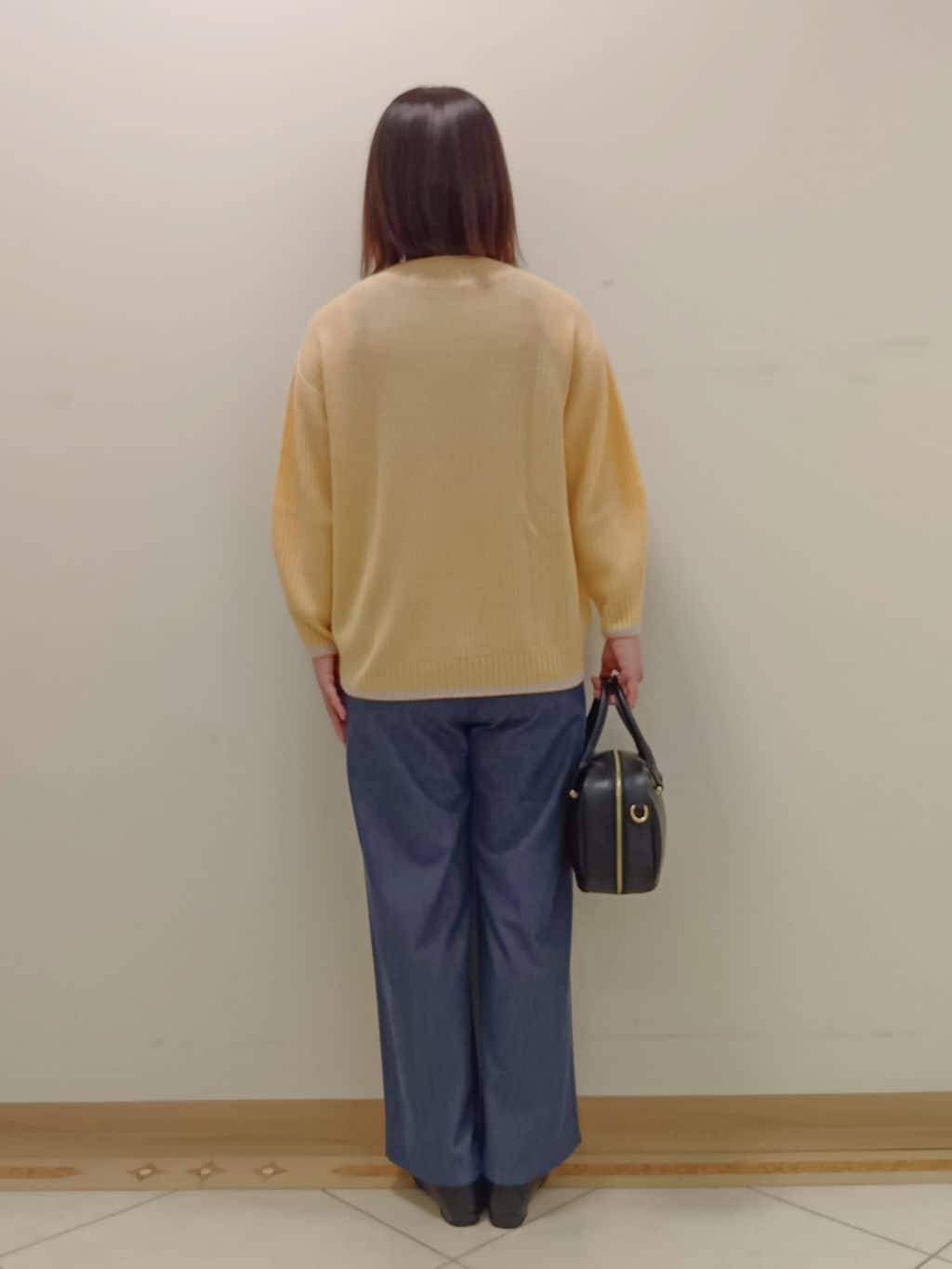 tomoさんの「Reflect｜◆【夏SALE／手洗い可／ホールガーメント（R）】ゆるシルエットニット」を使ったコーディネート