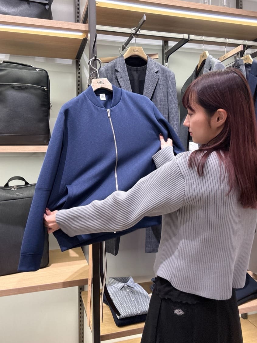 よぴさんの「TAKEO KIKUCHI｜ハットモチーフ ジャカード ストライプ シャツ」を使ったコーディネート
