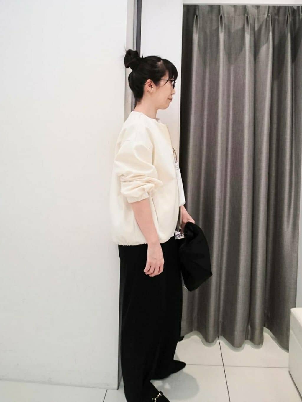 YABUさんの「UNTITLED｜◆【洗える/春の軽羽織り】ダンボール ノーカラーブルゾン」を使ったコーディネート