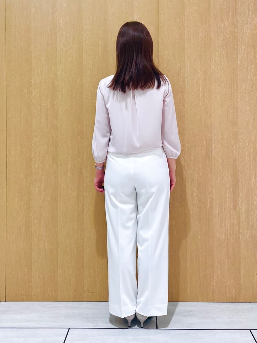 CHISATOさんの「UNTITLED｜◆【後ろウエストゴム/きれいめ】ストレッチ ワイドパンツ」を使ったコーディネート