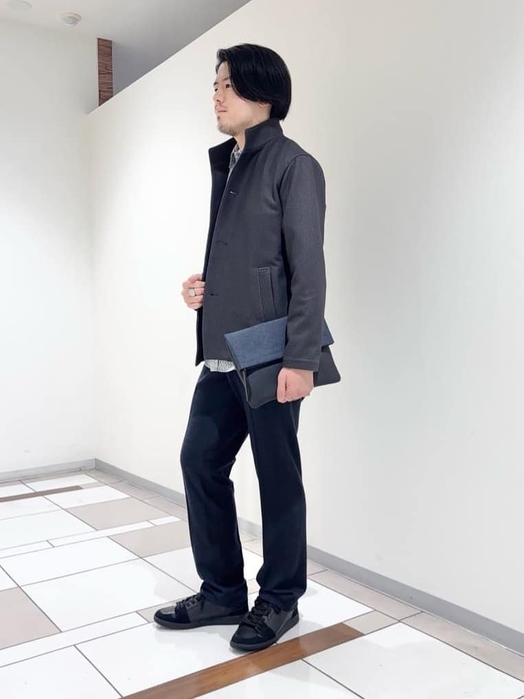 及川さんの「TAKEO KIKUCHI｜【DOWN FABRIC】ダウンファブリック スタンドカラーブルゾン」を使ったコーディネート
