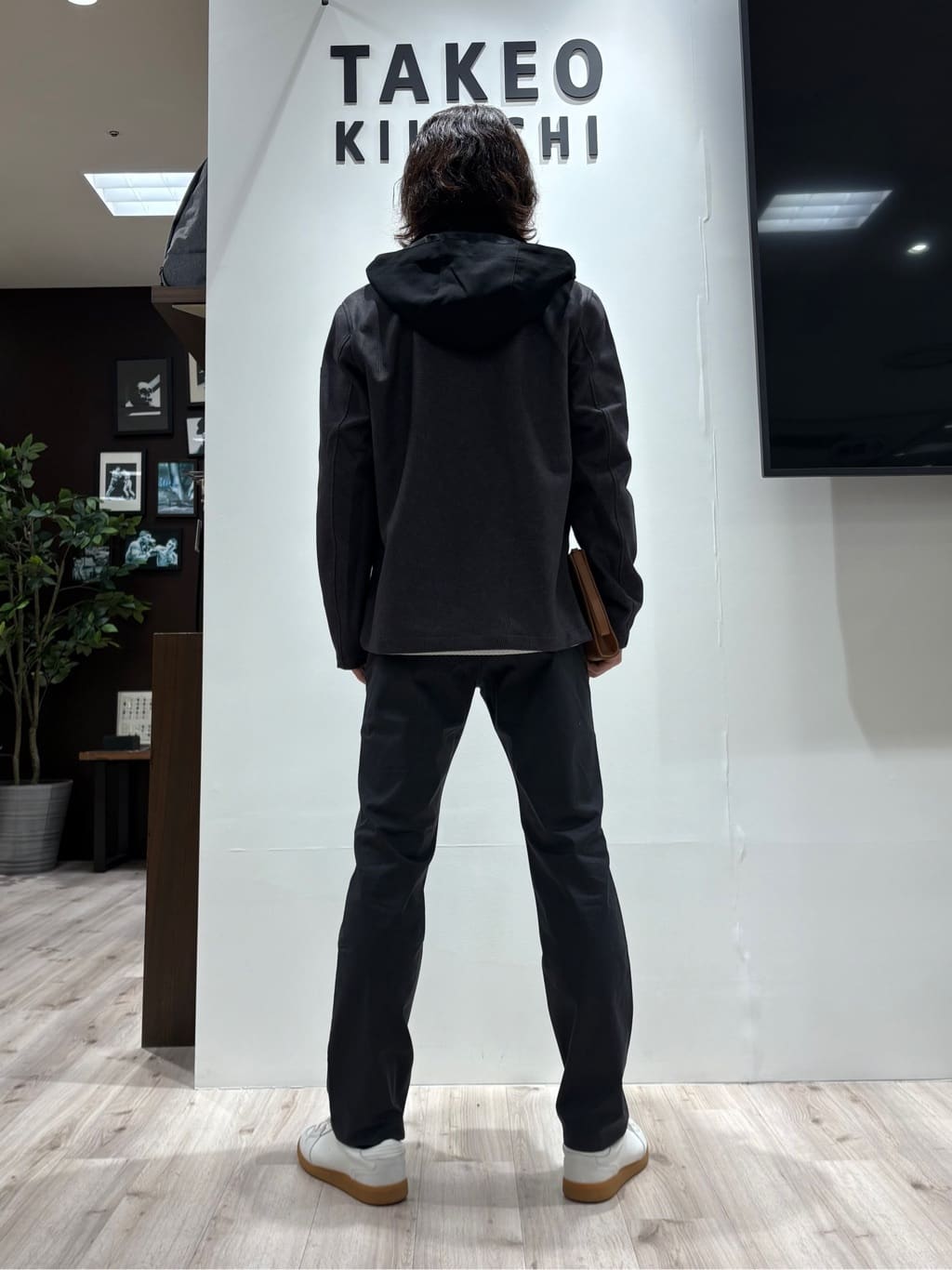 Kaiさんの「TAKEO KIKUCHI｜【全7サイズ&times;8色展開！】トップマルチヘリンボン パンツ」を使ったコーディネート