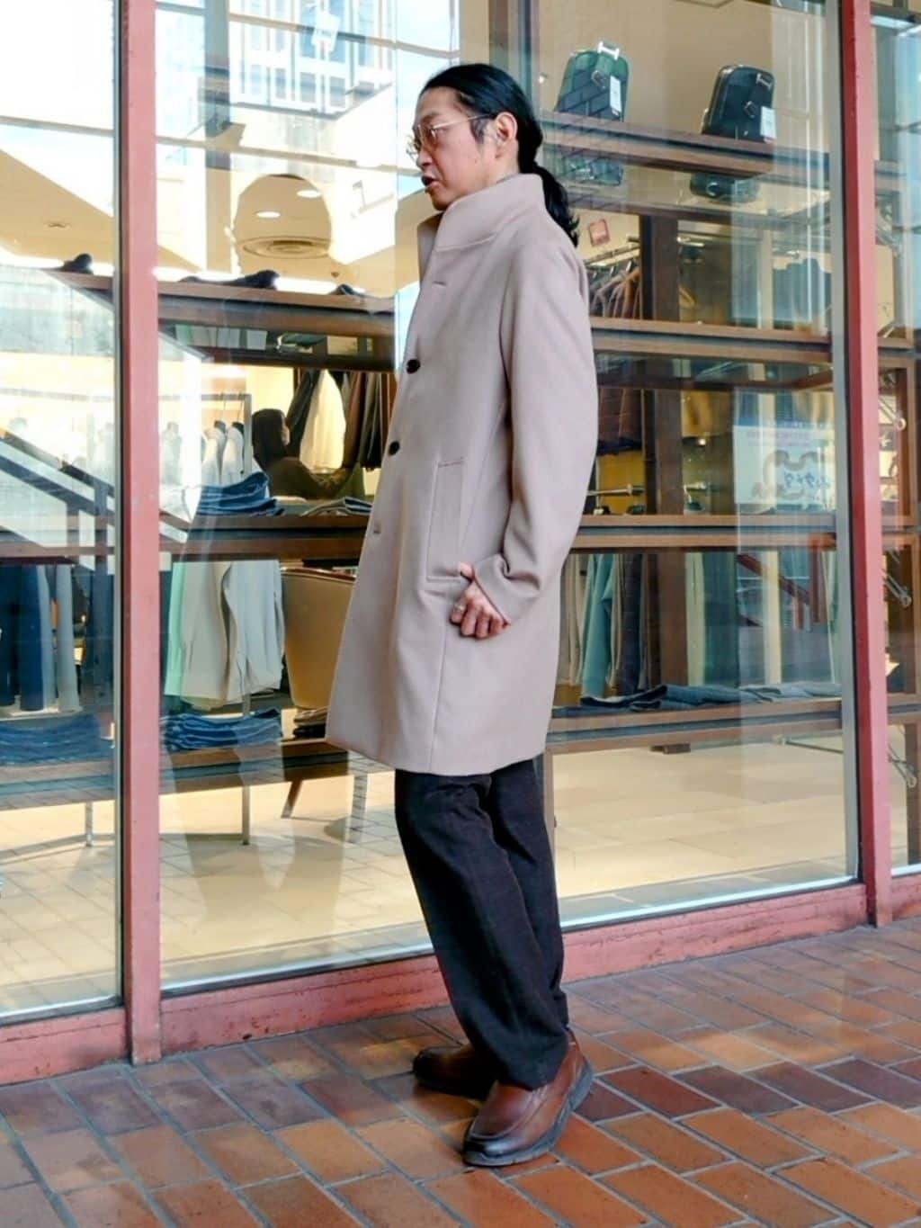 かしげるさんの「TAKEO KIKUCHI｜【ウールカシミヤブレンド】ビーバー調 スタンドカラー コート」を使ったコーディネート