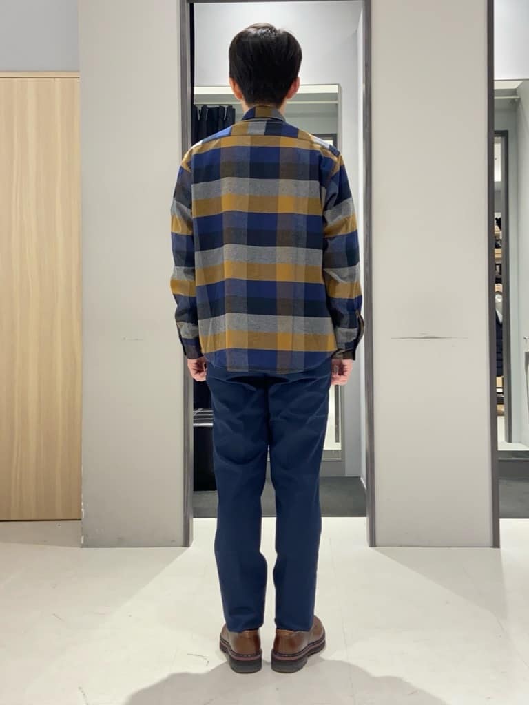 わいずみさんの「TAKEO KIKUCHI｜【オフィスカジュアル対応】ドレス チノパンツ」を使ったコーディネート