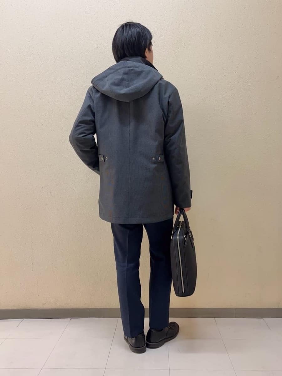 及川さんの「TAKEO KIKUCHI｜【Three by Three】シャイニーシャークピンヘッド スーツ/3ピース対応可」を使ったコーディネート
