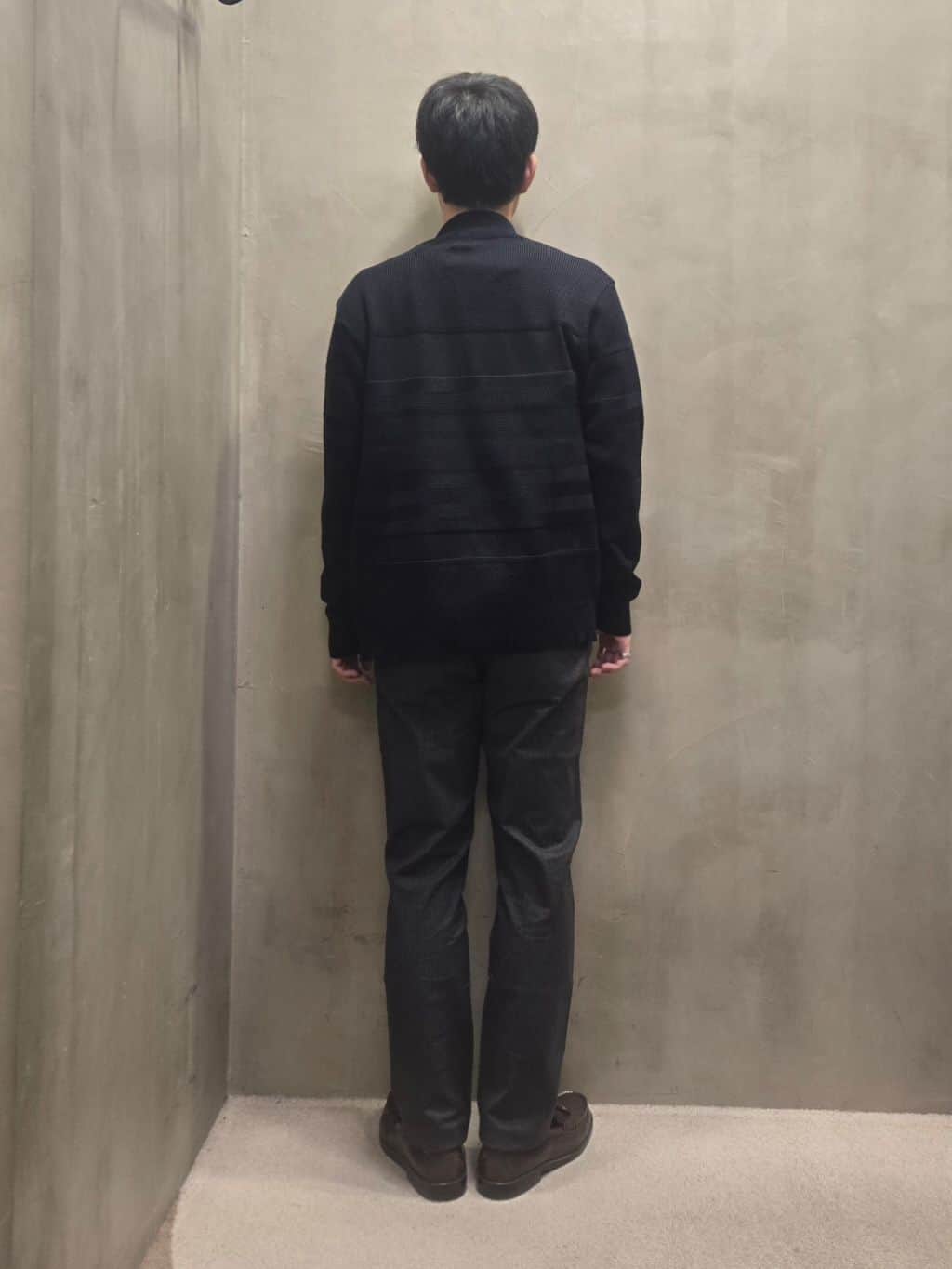 白木駆さんの「TAKEO KIKUCHI｜【Made in JAPAN】播州織 ヘリンボン ストレート パンツ」を使ったコーディネート