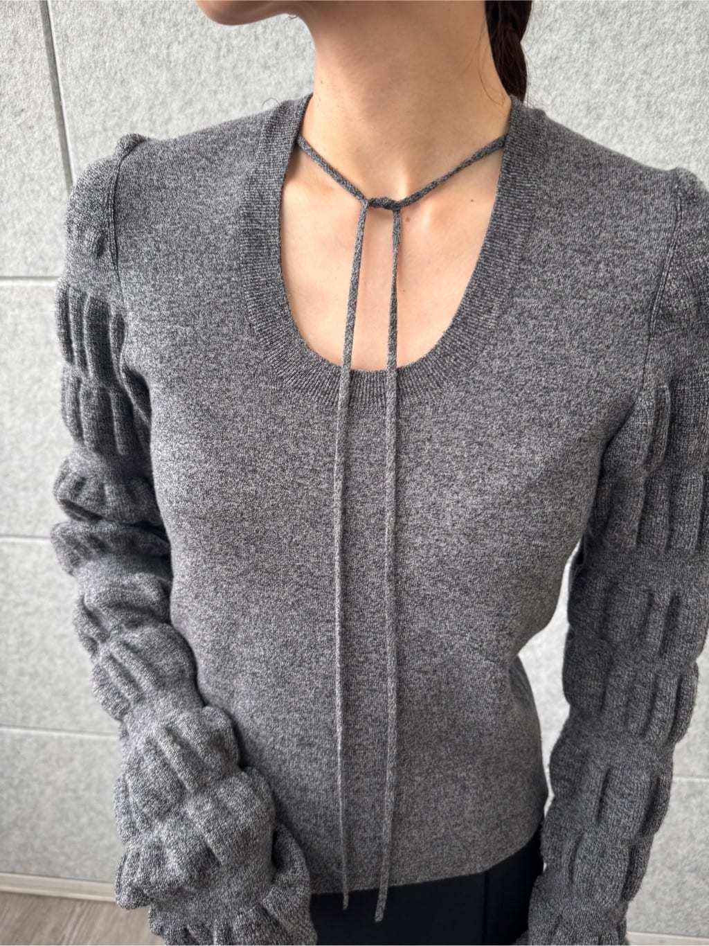 designer yukaさんの「CODE A｜gathered sleeves knit」を使ったコーディネート