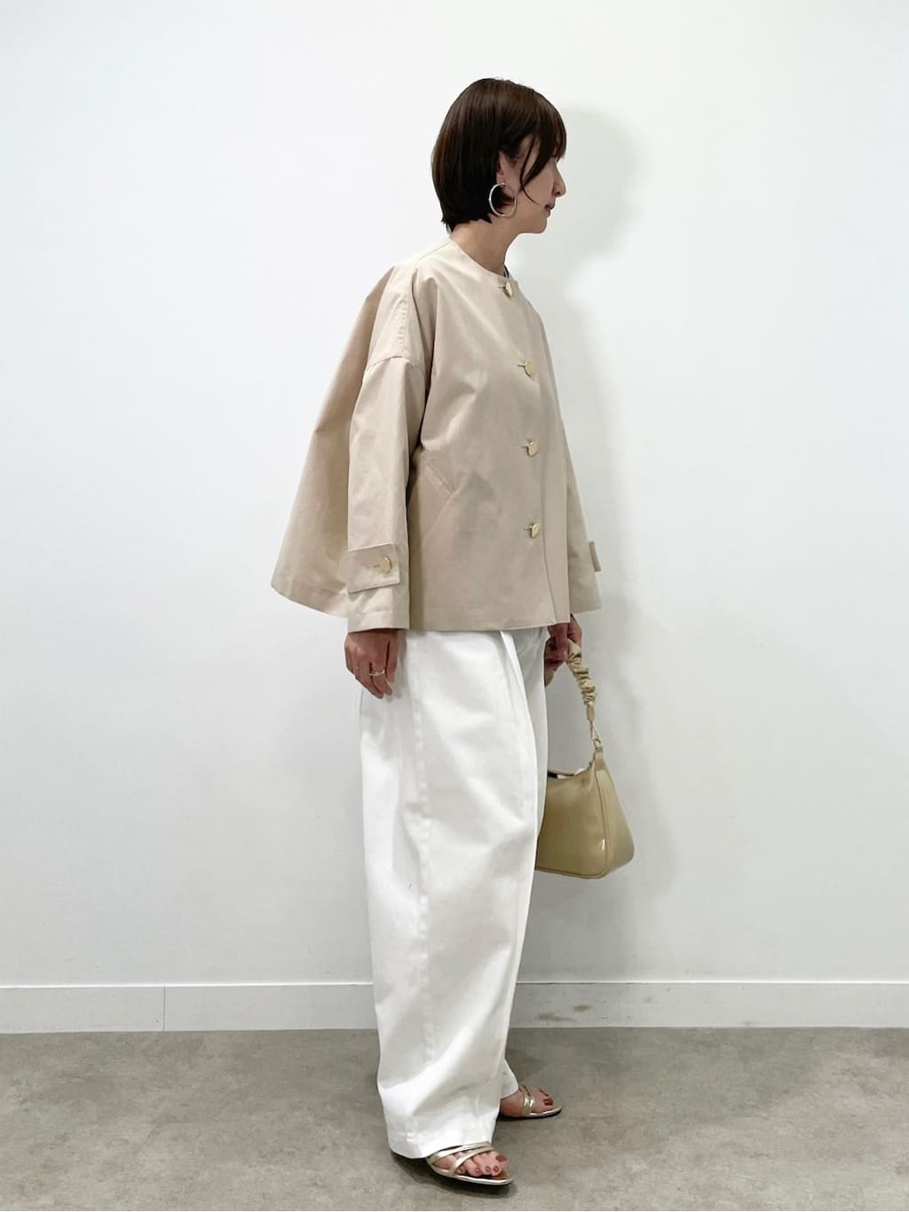 KAYOさんの「UNTITLED｜◆カーブシルエット ワイドデニム」を使ったコーディネート