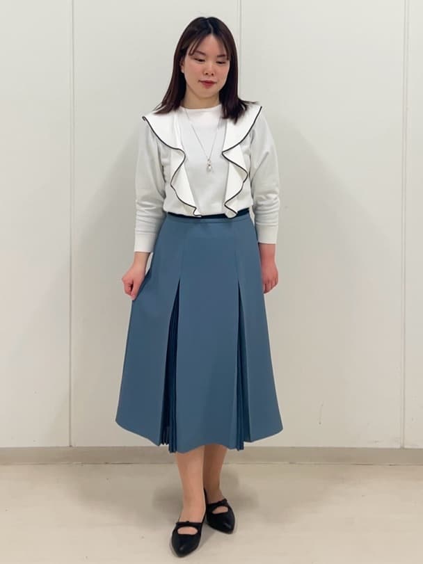 ゆうさんの「Reflect｜◆ラッフルフリルプルオーバーニット」を使ったコーディネート