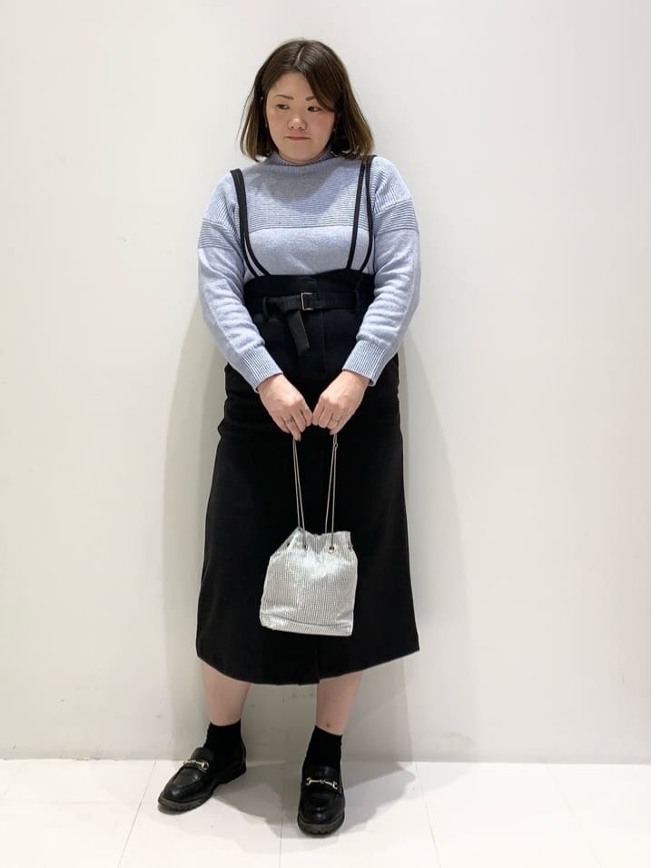 みいちゃんさんの「grove｜◆アソートチェーン巾着ショルダー」を使ったコーディネート
