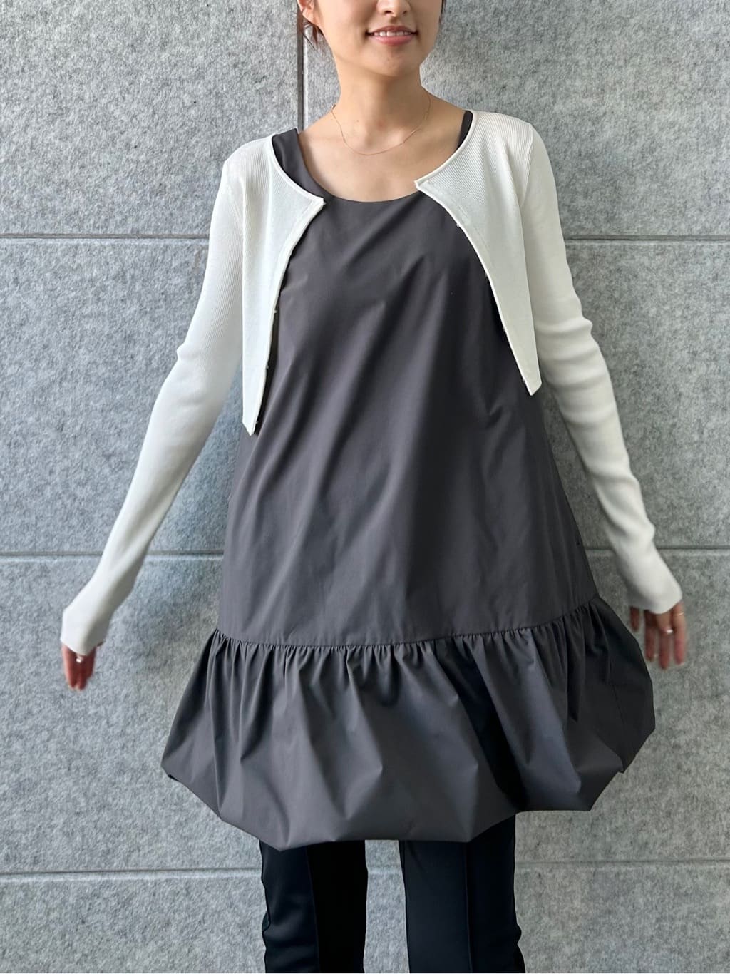 harunaさんの「CODE A｜cropped leggings pants」を使ったコーディネート
