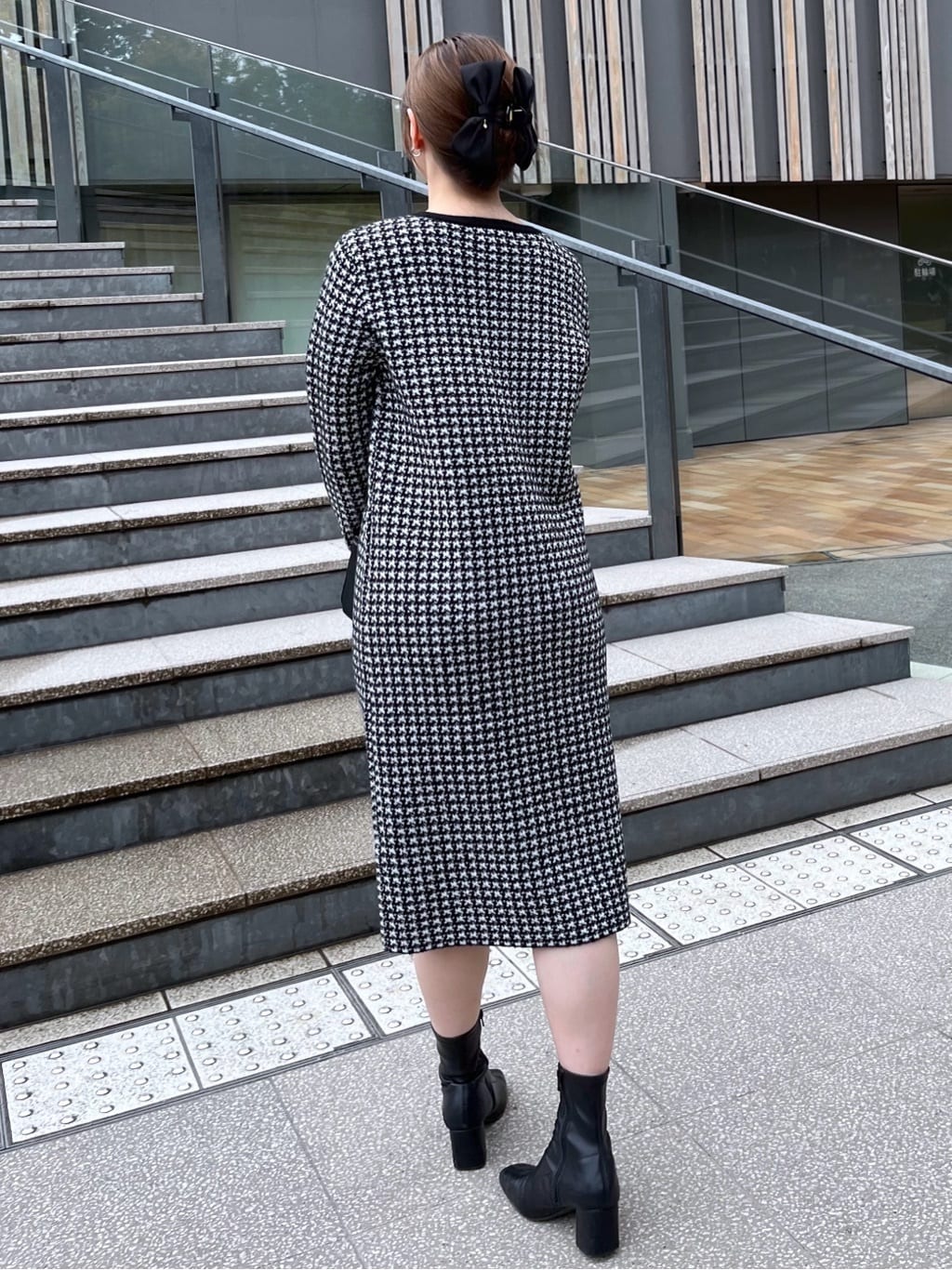 Saekoさんの「COUP DE CHANCE｜【カシミヤ混／日本製】Iラインスタンドウィングカラーコート」を使ったコーディネート